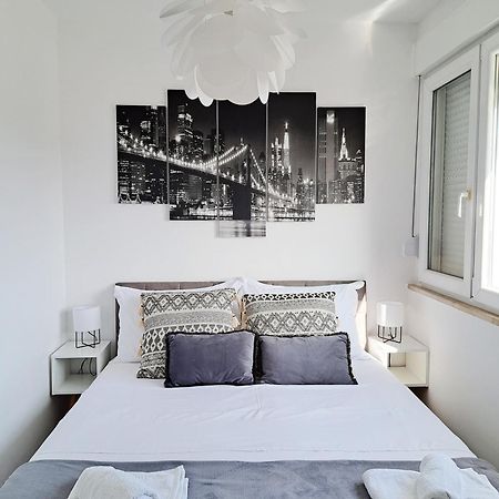 New! Top Apartment, Split View From Above ภายนอก รูปภาพ