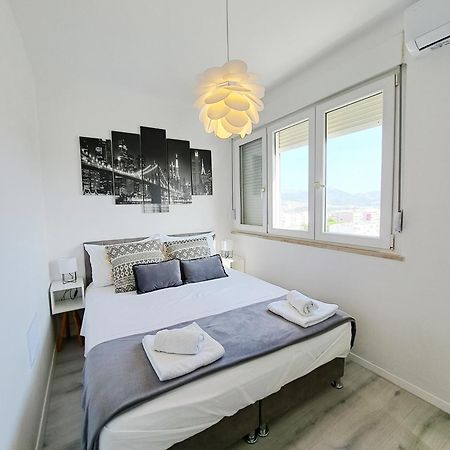 New! Top Apartment, Split View From Above ภายนอก รูปภาพ
