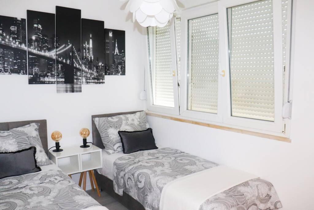 New! Top Apartment, Split View From Above ภายนอก รูปภาพ